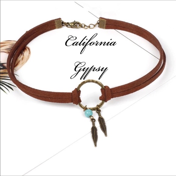 Boho suede feather statement choker🌈 - Picture 3 of 6